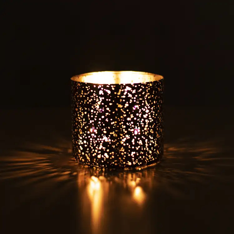 Lamp & Light Shimmer Candle